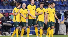 一代传奇落幕？世预赛出局，多名球星宣布从国家队退役。