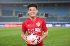 中超焦点战分析：申花泰山对决，国安河南悬念，蓉城巩固领先